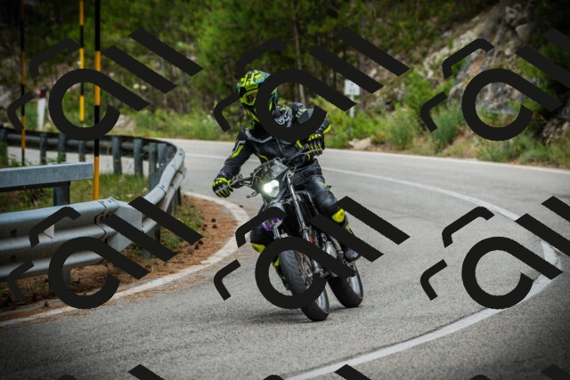 202507261058-DSC07901_c1_