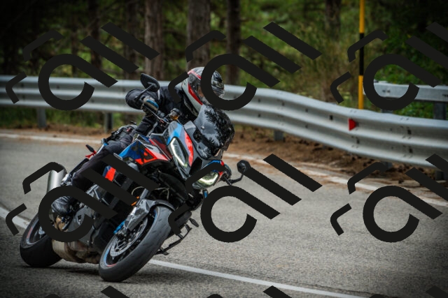 202507261104-DSC07933_c1_