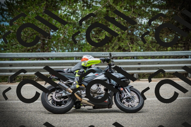 202507261105-DSC07953_c1_