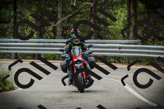 202507261110-DSC07962_c1_