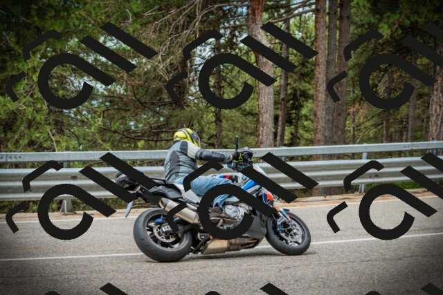 202507261133-DSC08092_c1_