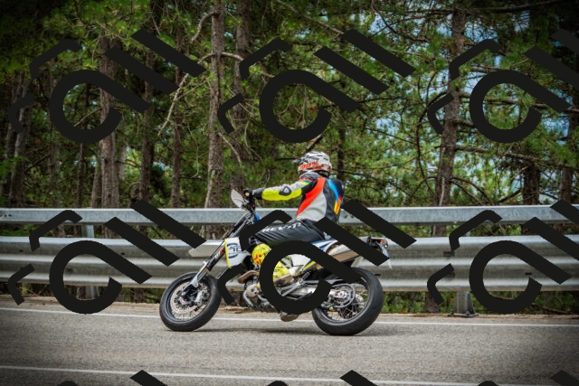 202507261142-DSC08115_c1_