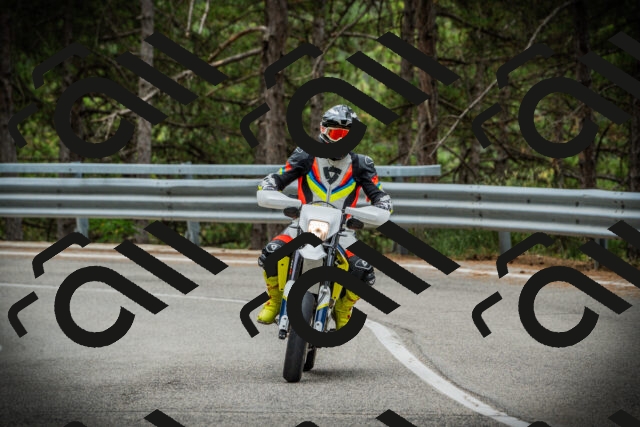 202507261151-DSC08150_c1_