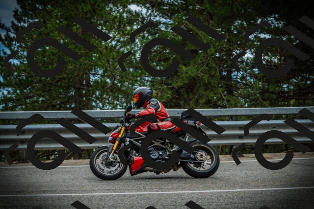 202507261154-DSC08171_c1_