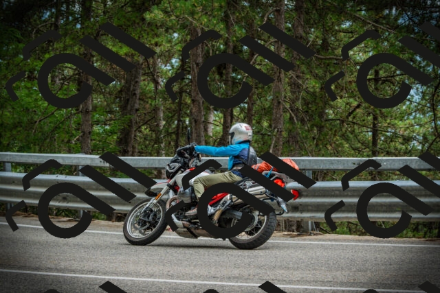 202507261158-DSC08191_c1_