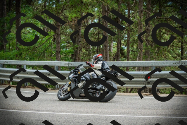 202507261210-DSC08273_c1_