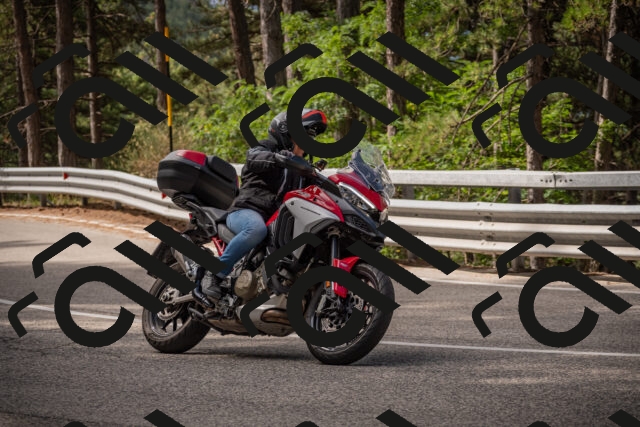 20250727100718-_5001117_am_