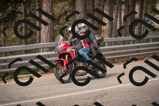 20250727101430-_5001137_am_