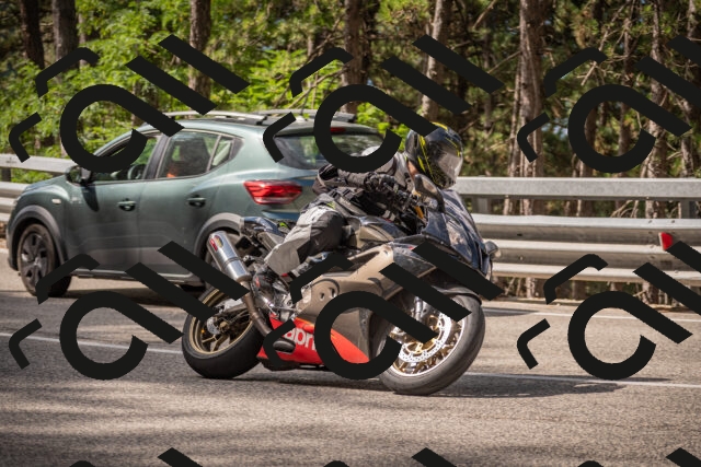 20250727102027-_5001230_am_