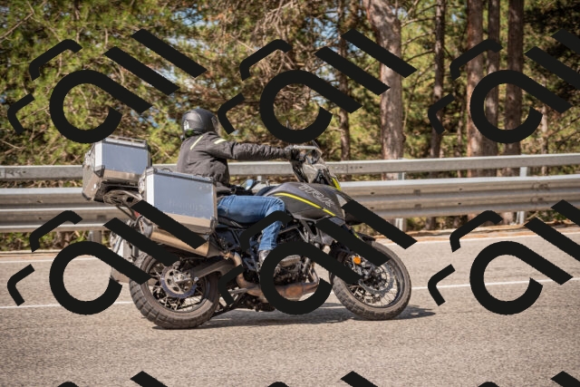 20250727102156-_5001256_am_