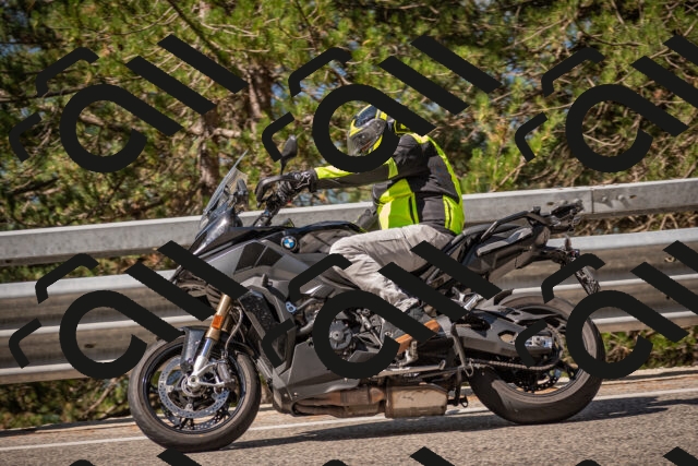 20250727102441-_5001259_am_