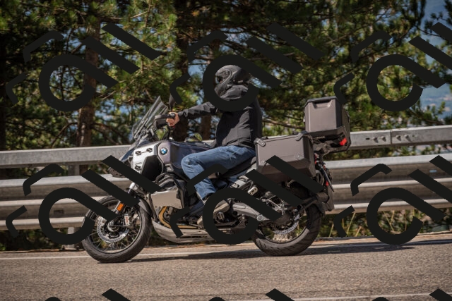 20250727102442-_5001262_am_