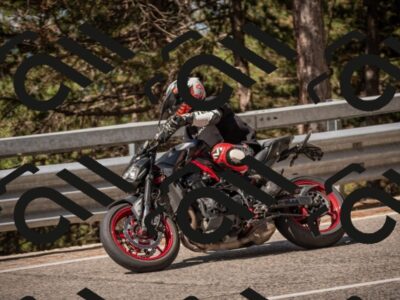 20250727103409-_5001432_am_