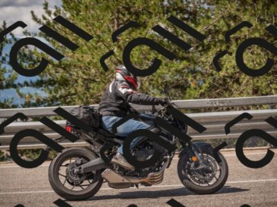 20250727103535-_5001452_am_