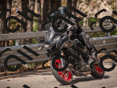 20250727103854-_5001476_am_