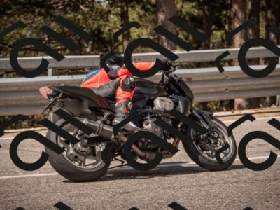 20250727104400-_5001593_am_