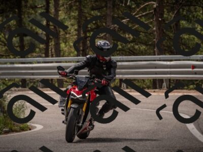 20250727105844-_5001892_am_