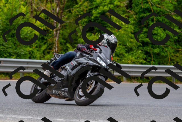 20250726103410-R01_4941_r1