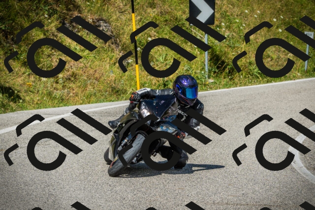 202507271030-DSC08928_c1_