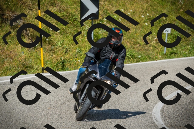 202507271035-DSC08980_c1_