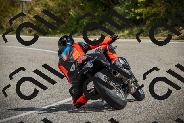 202507271047-DSC09220_c1_