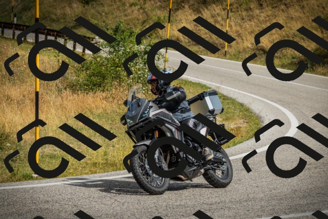 202507271050-DSC09246_c1_