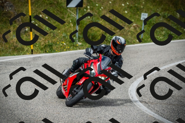 202507271051-DSC09254_c1_