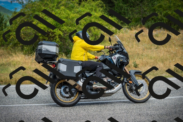 202507271052-DSC09280_c1_