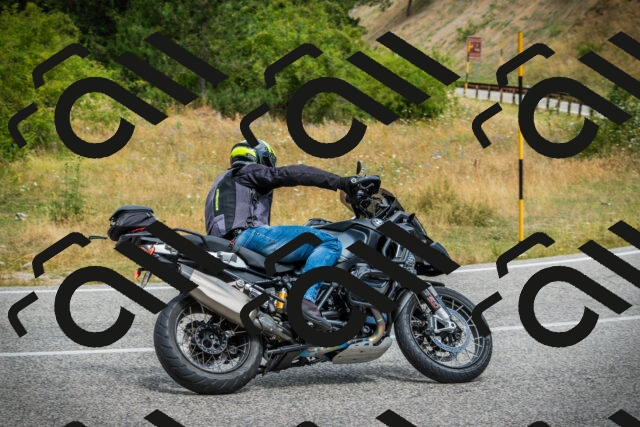 202507271135-DSC00276_c1_