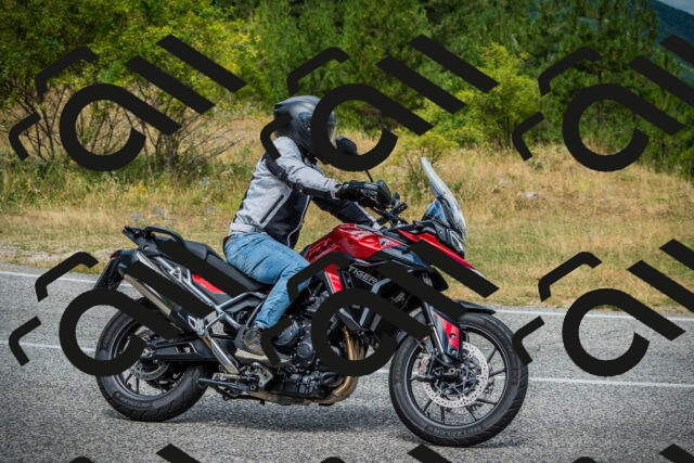 202507271157-DSC01090_c1_