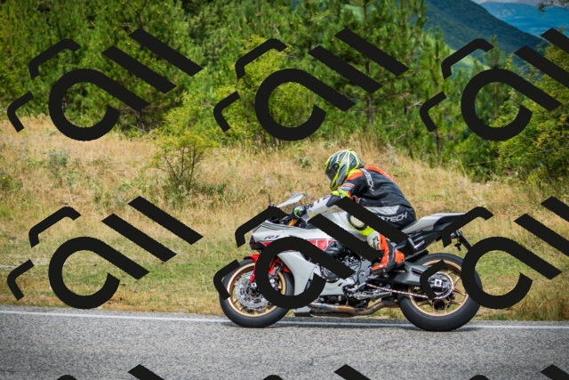 202507271157-DSC01110_c1_