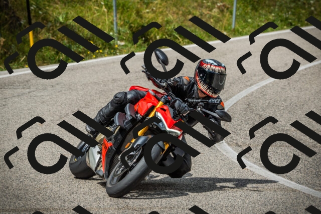 202507271158-DSC01174_c1_