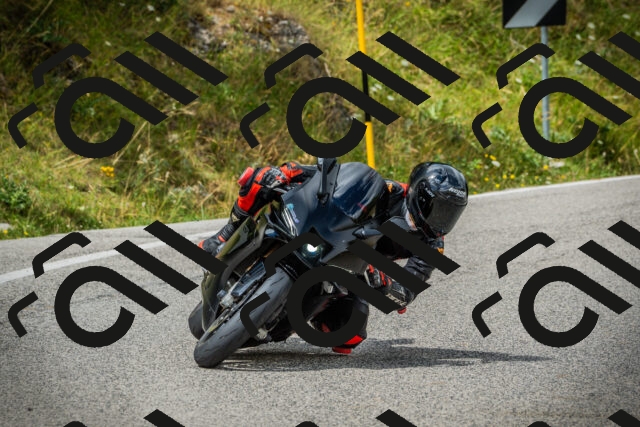 202507271158-DSC01192_c1_