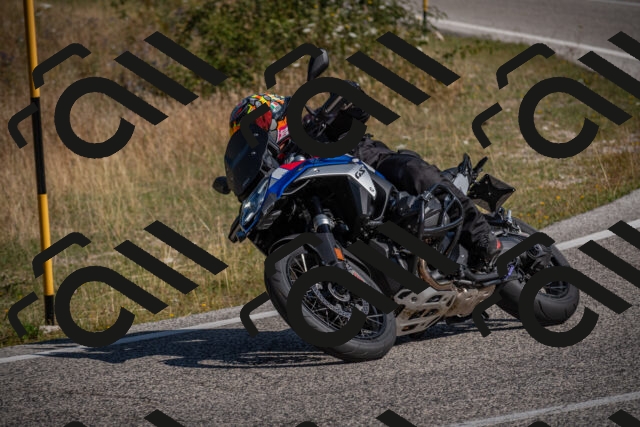 20250802101008-_5004365_am_