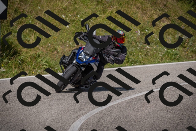 20250802101048-_5004373_am_