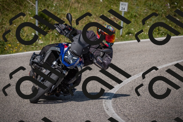 20250802101048-_5004374_am_