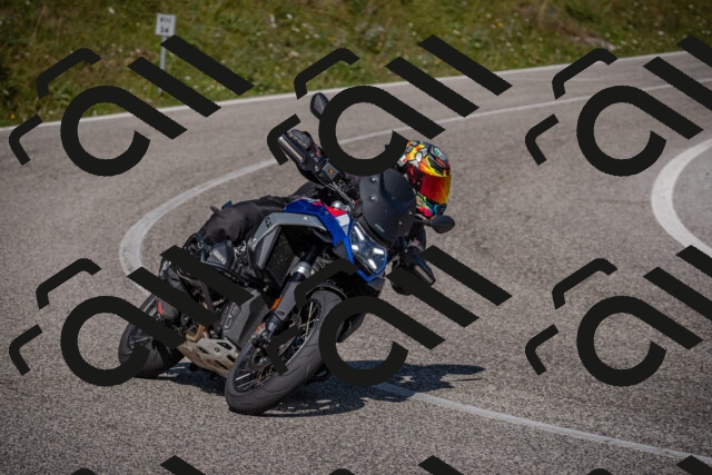 20250802101049-_5004375_am_