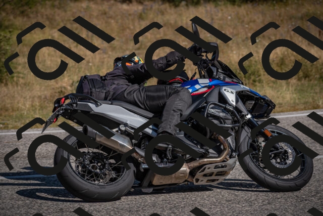 20250802101050-_5004377_am_