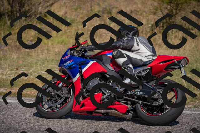 20250802101515-_5004436_am_