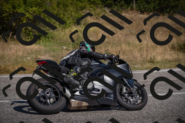 20250802101520-_5004438_am_