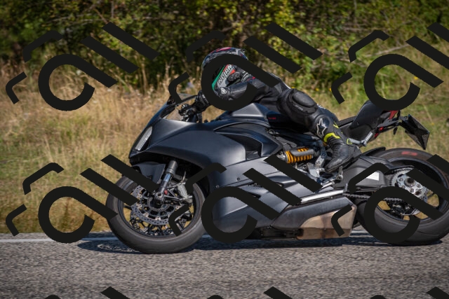 20250802101602-_5004446_am_