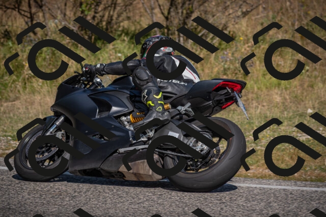 20250802101603-_5004447_am_