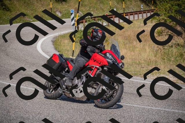 20250802101636-_5004458_am_