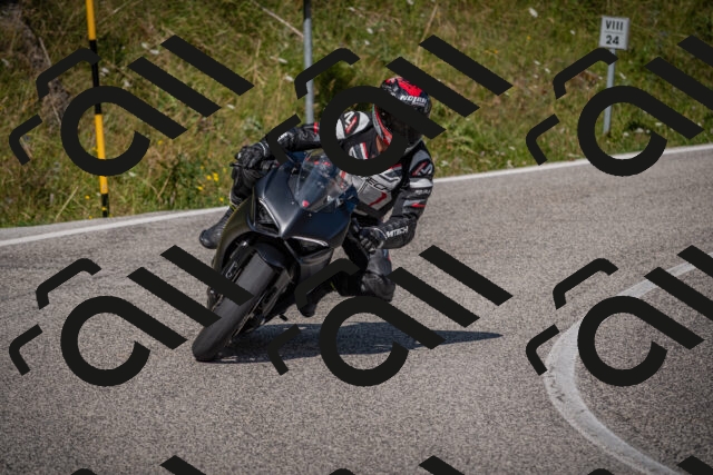 20250802101706-_5004471_am_