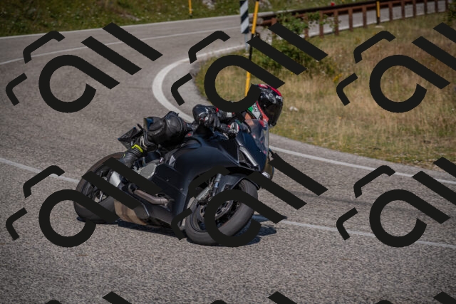 20250802101707-_5004473_am_