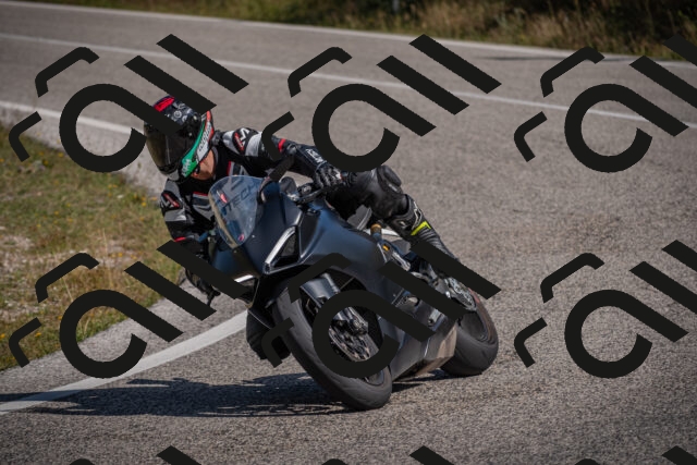 20250802101742-_5004490_am_