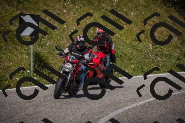 20250802101827-_5004495_am_