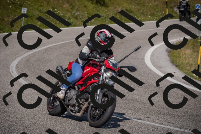 20250802101829-_5004496_am_