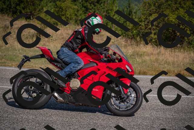 20250802101830-_5004499_am_