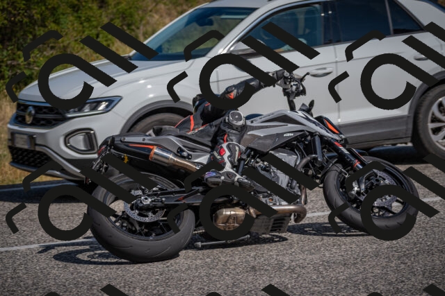 20250802102105-_5004524_am_